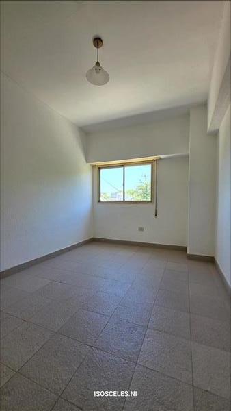 ISOSCELES NEGOCIOS INMOBILIARIOS