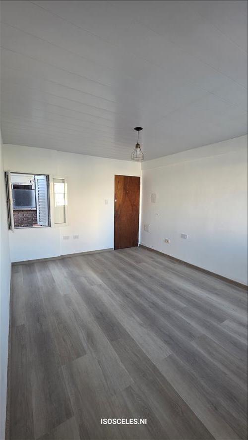 ISOSCELES NEGOCIOS INMOBILIARIOS