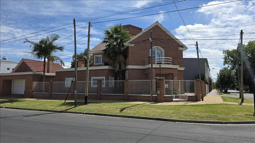 STRANIERI Propiedades